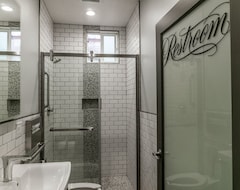 Private Room W/shared Bath In Small Hotel In The <3 Of Sf (San Francisco, EE. UU.)