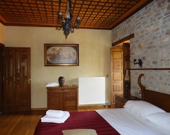 Hotel Old Inn (Koryschades, Greece)