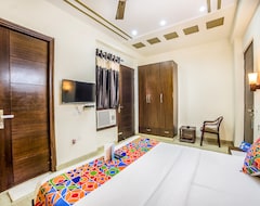 Hotel Mannat Residency Sector 52 (Gurgaon, Indija)