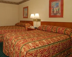 Khách sạn Patriot Inn and Suites (Williamsburg, Hoa Kỳ)