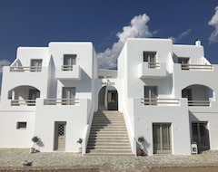 Khách sạn Theasis Luxury Suites (Schinoussa - Chora, Hy Lạp)