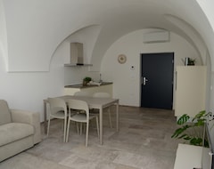 Aparthotel Borgo San Nazzaro (Riva del Garda, Italia)