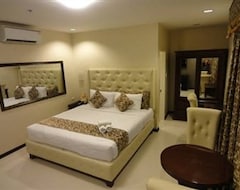 Hotel Devera (Angeles, Filipini)