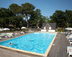 Koko talo/asunto valoisa ja tilava huoneisto sydämessä oleskeluluvan lähellä merta (Combrit, Ranska)