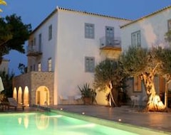 Khách sạn Orloff Resort (Spetses, Hy Lạp)