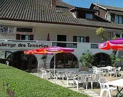 Hotel Logis - Auberge des Tonnelles (Sevrier, France)