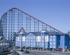 Khách sạn The Big Blue (Blackpool, Vương quốc Anh)