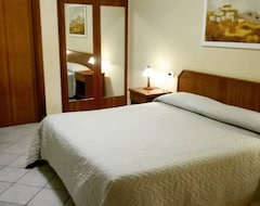 Khách sạn Hotel Il Ciliegio (Santo Stefano del Sole, Ý)