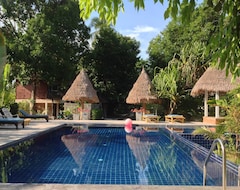 Hotelli Hallo Villa @ Khanom (Nakhon Si Tammarat, Thaimaa)