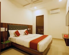 Khách sạn OYO 12974 AK International (Mangalore, Ấn Độ)