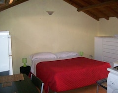 Khách sạn Affittacamere San Teodoro (Albenga, Ý)