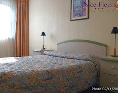 Hotel Nice Fleurs (Nice, Fransa)