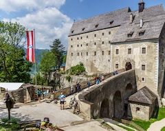 Khách sạn Burg Altpernstein (Micheldorf in Oberösterreich, Áo)