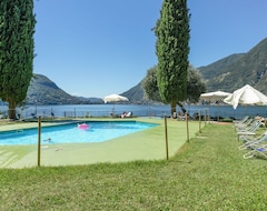 Toàn bộ căn nhà/căn hộ Apartment In Residence With Terrace And Beautiful View Of The Lake (Pognana Lario, Ý)