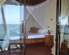 Hotel Camiguin Volcan Beach Eco Retreat And Dive Resort (Mambajao, Filipini)