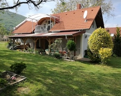 Toàn bộ căn nhà/căn hộ Margo Nyaralo (Balatonederics, Hungary)