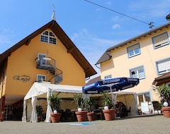 Khách sạn Hotel Engel (Kappel-Grafenhausen, Đức)