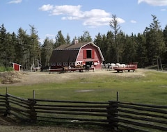 Spruce Hill Resort & Spa (100 Mile Ranch, Canadá)
