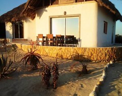 Casa/apartamento entero House With One Bedroom In Anakao, With Furnished Garden And Wifi - 10 M From The Beach (Anakao, Madagascar)