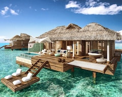 Khách sạn Royal Caribbean Resort & Private Island (Montego Bay, Jamaica)