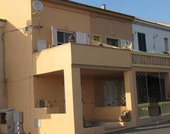 Lejlighedshotel Lungomare (Isola Rossa, Italien)