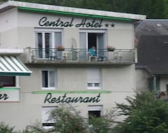 Logis Central Hotel & Spa (Bort-les-Orgues, France)
