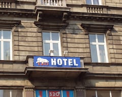 Hotel Leo Panzio (Budapest, Hungary)