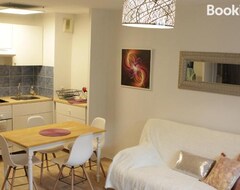 Toàn bộ căn nhà/căn hộ Appartement Les Pleiades (Lagarrigue, Pháp)