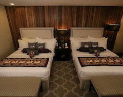 Hotel The Oriental Luxury Suites Tagaytay (Tagaytay, Filipini)