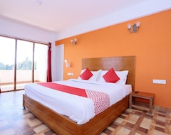 Oyo Angel Pink Hotel (Ghaziabad, India)