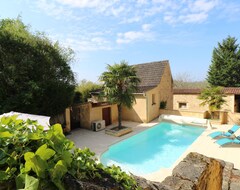 Khách sạn Lovely Renovated Stone Cottage With Heated Pool Only 800M From Sarlat Center (Sarlat-la-Canéda, Pháp)
