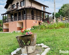 Nhà trọ Casa Din Deal (Baia de Aramă, Romania)