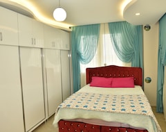 Aparthotel VIP House (Tarsus, Turquía)