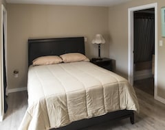 Guesthouse Inner Harbor Inn (Shelburne, Canada)