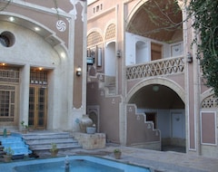 Hotel Moshir Al Mamalek (Yazd, Iran)