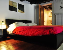 Bed & Breakfast Napoli Napoli Rooms (Napulj, Italija)