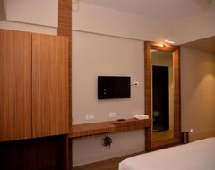 Hotel Shahi Executive (Karad, India)