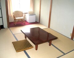 Pansion Kikuya Ryokan (Tonosho, Japan)