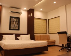 JK Rooms 103 Loharkar's Hotel (Nagpur, India)