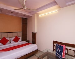 Khách sạn OYO 23223 Sagar Deluxe (Delhi, Ấn Độ)