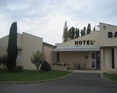 Hotel Bon Repos (Barbezieux-Saint-Hilaire, Fransa)