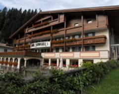 Khách sạn Sayonara (San Martino di Castrozza, Ý)