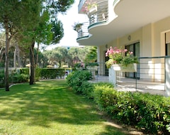 Hotelli Aparthotel Residence Moorea (Milano Marittima, Italia)