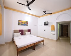 Hotel Goroomgo Nilachal Nibas Swargadwar Puri (Puri, India)