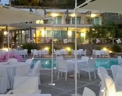 Hotel Promenade Bleu (Pollica, İtalya)