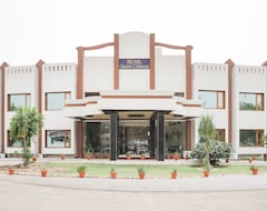 Hotel Grand Chinaar (Baddi, India)