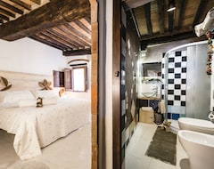 Lejlighedshotel Borgo La Ripadoro (Chianni, Italien)