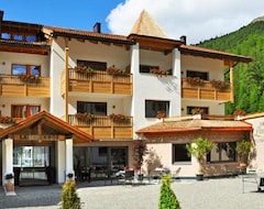 Khách sạn Hotel Lärchenhof (Sulden am Ortler, Ý)