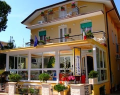 Khách sạn Villa Milena (Bellaria-Igea Marina, Ý)
