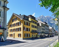 Hotel Freihof (Glarus, Schweiz)